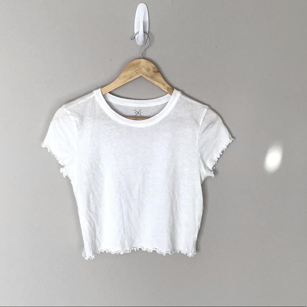 PAC SUN lettuce/ruffle trim basic cropped tee